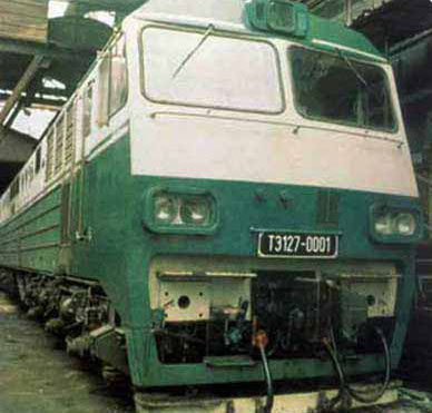 Грузопассажирский тепловоз ТЭ127